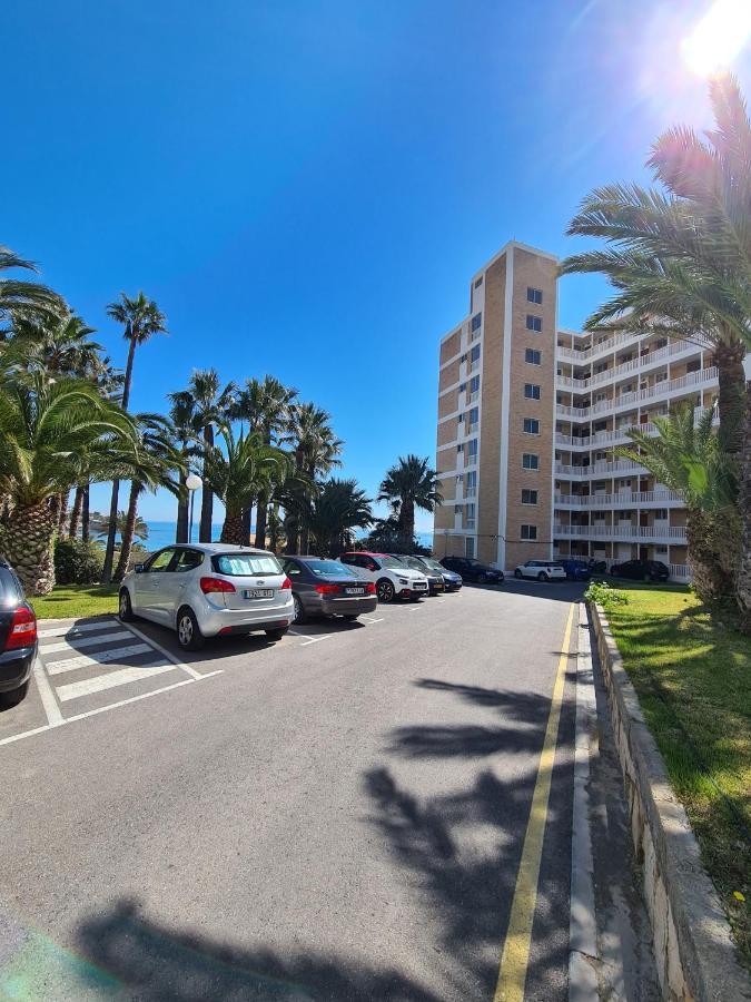 Room In Apartment - 1St Line Top Floor Apartment Carrer del Mar Exteriér fotografie
