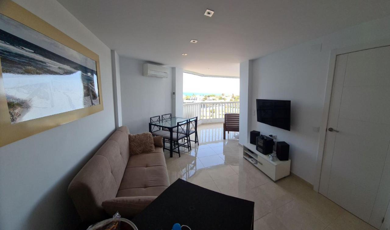 Room In Apartment - 1St Line Top Floor Apartment Carrer del Mar Exteriér fotografie